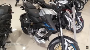 Bajaj Pulsar NS200 Neon Graphics - Image Gallery
