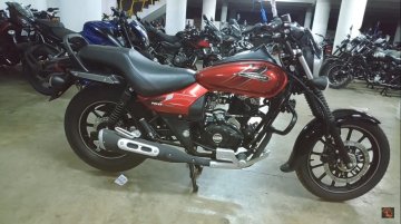 Bajaj Avenger 160 Street ABS - Image Gallery