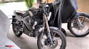 Retro-style Super Soco TC electric motorcycle spied in Noida