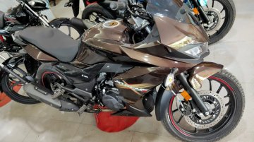 Hero XPulse 200, XPulse 200T & Hero Xtreme 200S delivery commences - Image Gallery