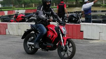 Revolt RV 300 and Revolt RV 400 fully booked till October 2019