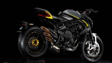 MV Agusta Dragster 800 RR to be launched in India this month - Report