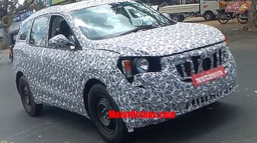 2020 Mahindra XUV500 - Image Gallery
