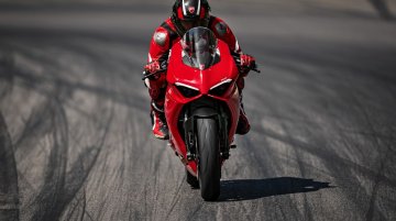 Ducati’s 1st BS6-compliant motorcycle starts reaching showrooms