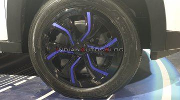 Mahindra eKUV100 - Image Gallery