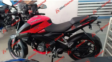 BS-VI Bajaj Pulsar NS160 starts reaching dealerships, to be launched soon