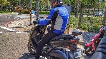 New Yamaha Cygnus X 125 cc scooter with water-cooled engine spied