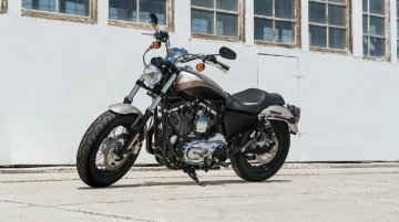 Harley Davidson ने लॉन्च की नई 1200 Custom, प्राइस 10.77 लाख रूपए