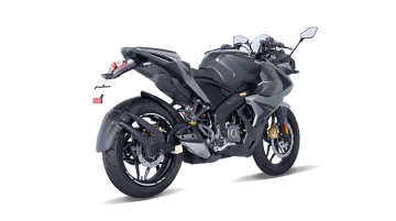 Bajaj Pulsar RS 200 - Image Gallery