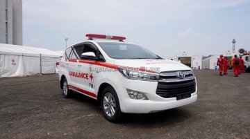 Toyota Innova Crysta Ambulance - Image Gallery