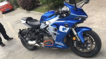 Benelli Q600 (Benelli 600RR) spied in the wild for the first time
