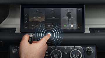 Jaguar Land Rover Develop New Contactless Touchscreen Called Predictive Touch