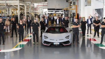 Lamborghini manufactures 10,000 units of Aventador in 9 years