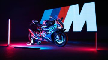 Track-focussed BMW M 1000 RR based on the S 1000 RR revealed