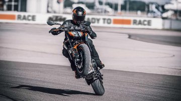 KTM expands its 890 line-up, unveils all-new KTM 890 Duke globally