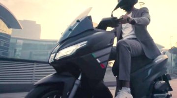 Recently Launched Aprilia SXR 160 Maxi-Scooter TVC Video Released