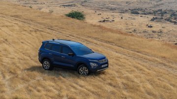 Tata Safari and Mahindra XUV500 - Image Gallery 