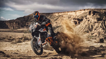 2021 KTM 1290 Super Adventure R with 160bhp/138Nm Breaks Cover