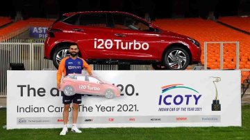 Skipper Virat Kohli Bags Hyundai i20 Turbo Performer Of The Series Award