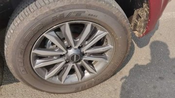 Isuzu D-Max V-Cross - Image Gallery 