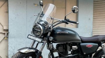 Royal Enfield Meteor Touring Screen Fits Perfectly on Honda H’ness