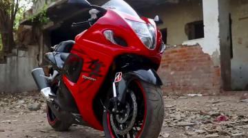 Bajaj Pulsar 220F Converted into Suzuki Hayabusa - Image Gallery