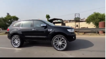 Ford Endeavour Modified With Massive 26-inch Wheels - Looks Rad!