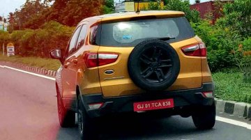 Upcoming Ford EcoSport Facelift Spied in New Orange Colour