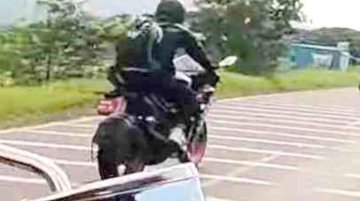 New KTM RC 125 Testing Continues, Spied Yet Again - VIDEO