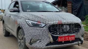 MG Astor (MG ZS Petrol) Spied Again, New Front Grille, Taillamps Revealed