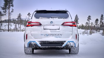 BMW iX5 Hydrogen Undergoing Extreme Winter Testing Near Arctic Circle