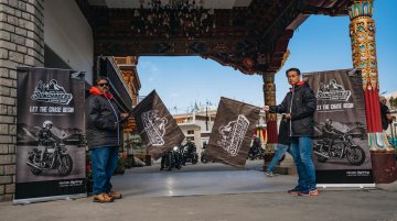 25 Riders on Honda CB350 Bikes Leave For 6-day Adventure in Ladakh