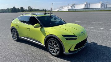 New Electric Genesis GV60 Earns Highest IIHS Accolade