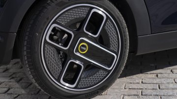 MINI Cooper SE Convertible Uses Recycled Material For Alloy Wheels