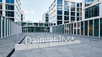 Daimler Truck pays 7,300 Euros to Employees After Successful First Fiscal Year 2022