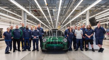 1 Millionth Unit of Current-Gen Original MINI 3-Door Produced