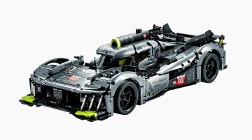 LEGO Technic Peugeot 9X8 LMdH Racer Model Has Working Electric Motor