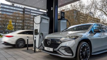 Mercedes Opens New EV Charging Hub With Capacity of Upto 300 kW