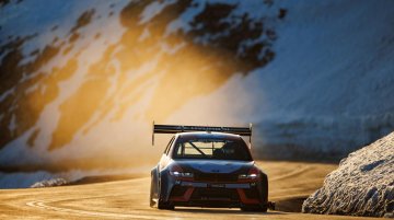 Hyundai IONIQ 5 N Electrifies Pikes Peak with Record-Breaking Runs