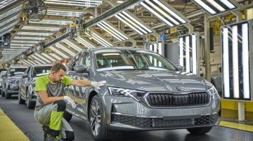 Skoda Producing Additional Units of Updated Octavia at its Kvasiny Plant