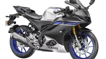 Yamaha R15M Carbon Fibre Pattern With New Features Launched in India