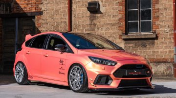 Ford Focus RS Gets a Stunning Makeover with Barracuda Dragoon Wheels