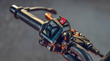 KTM 390 Duke Now Gets Cruise Control and New Ebony Black Color