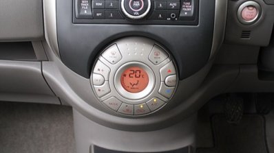 Renault Scala center console