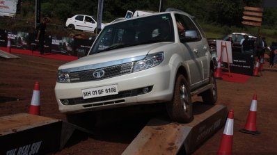 Tata Safari Storme axle twister