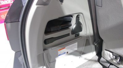 2014 Honda Odyssey Touring Elite vacuum cleaner
