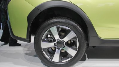 Subaru XV Crosstrek alloy wheel