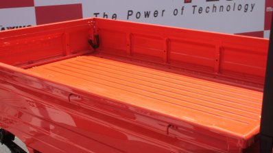 Mahindra Maxximo Plus loading bay