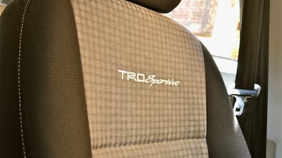 Front headrests on the refreshed Toyota Liva