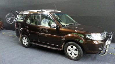 Tata Safari Storme Explorer Edition with cycle